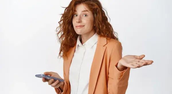 Jak zacząć rozmowę o pracę przez telefon i uniknąć stresu?