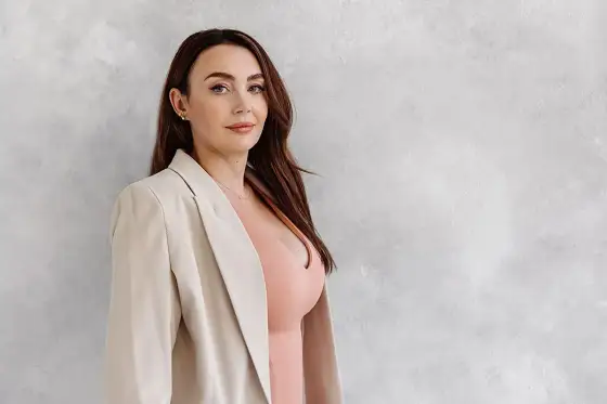 Zdjęcie do CV - jak wybrać profesjonalny portret?